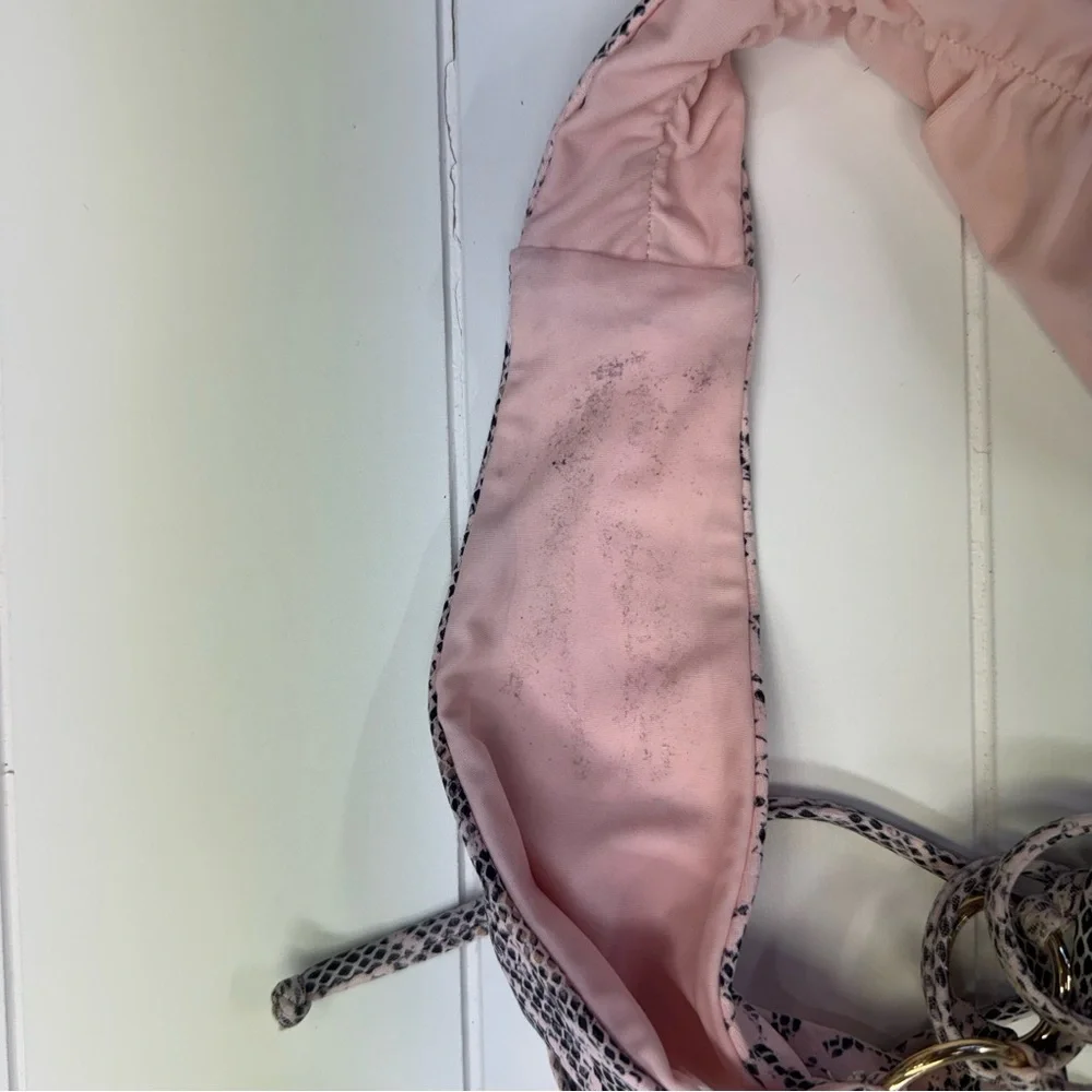 Berry Beachy snake print scrunch bikini - Picture 2 of 10